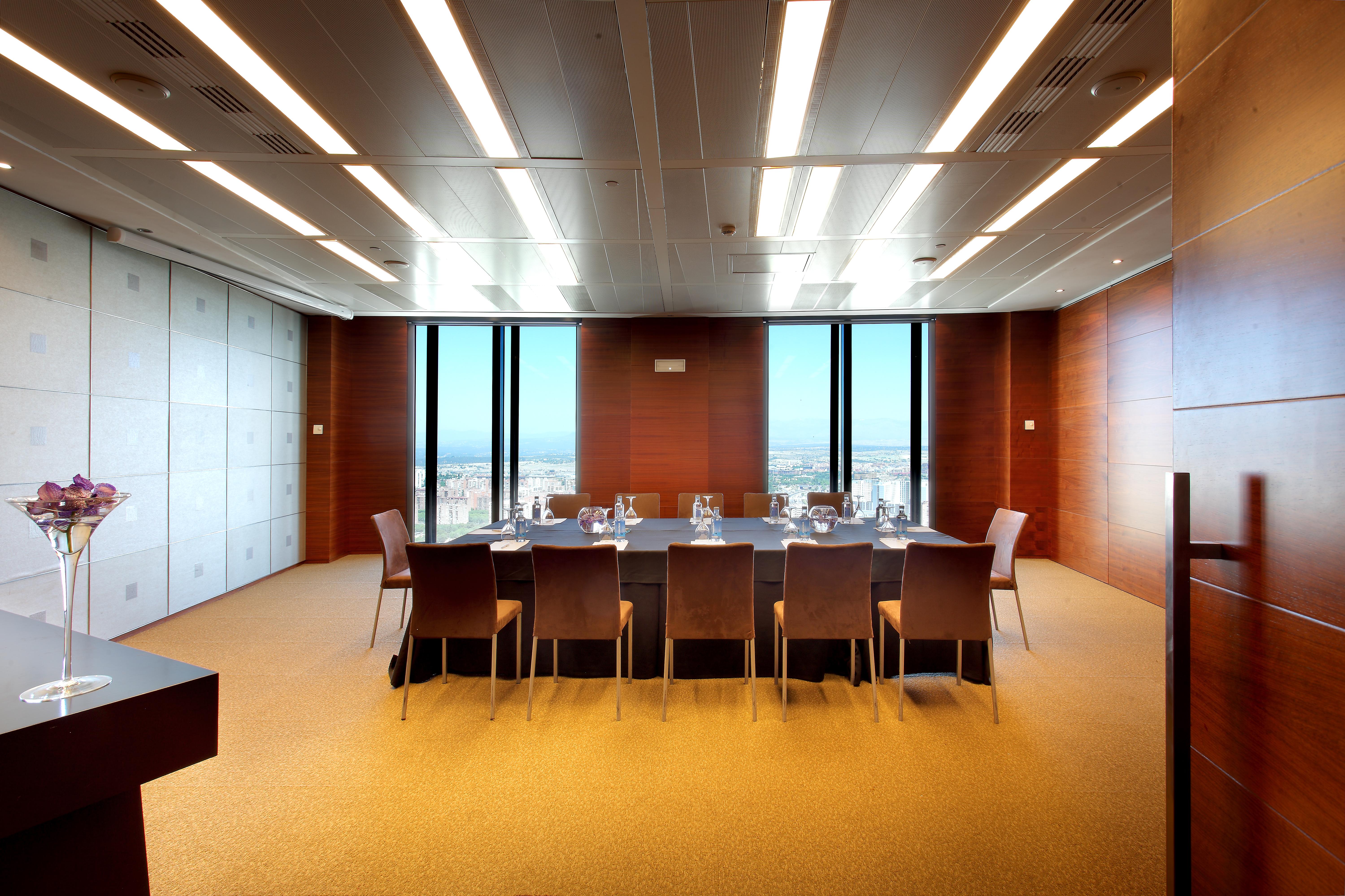 Eurostars Madrid Tower — Foto’s 2